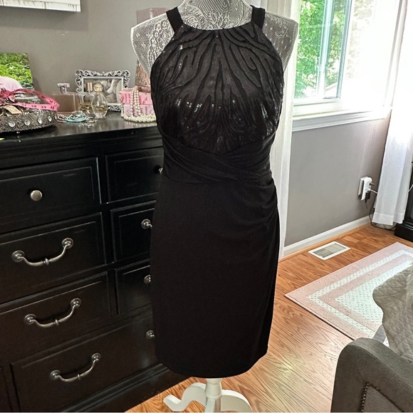 David Meister Black Sequin Bodice Cocktail Sheath Dress Size 6 (EUC) - Picture 2 of 16